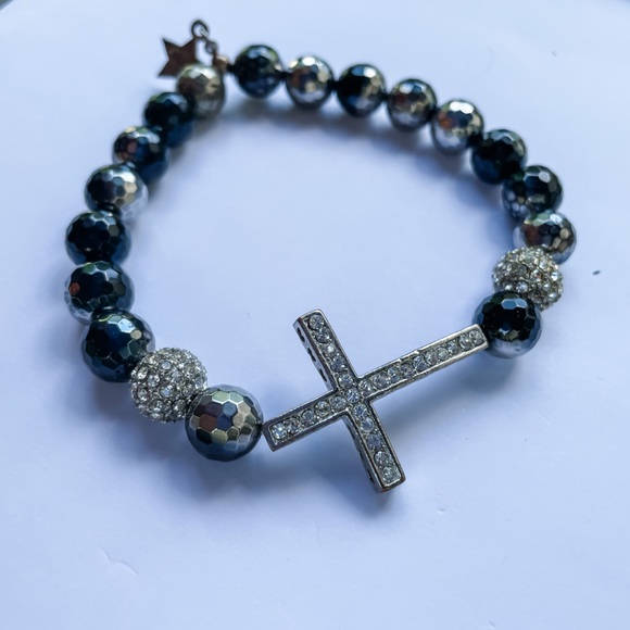 House of Rox Cross bracelet - Picture 1 of 1